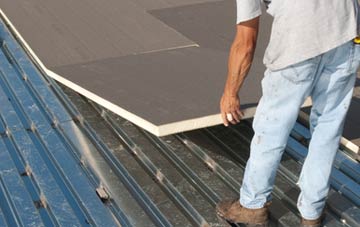 benefits of insulating Durisdeer flat roofing